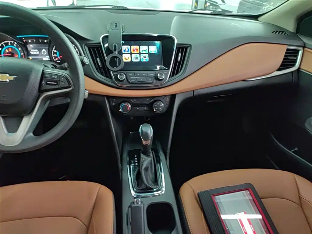 Chevrolet Cavalier 2016 Model 1.5L Automatic Delight Edition фото 13