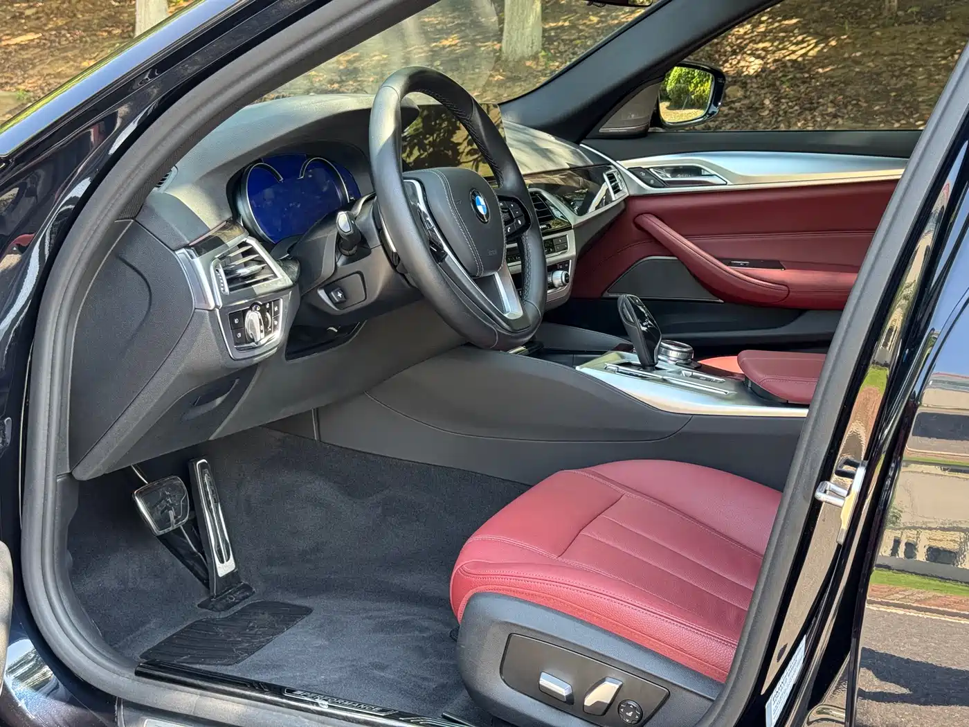 BMW 5 Series 2018 530Li Leading M Sport Package фото 8