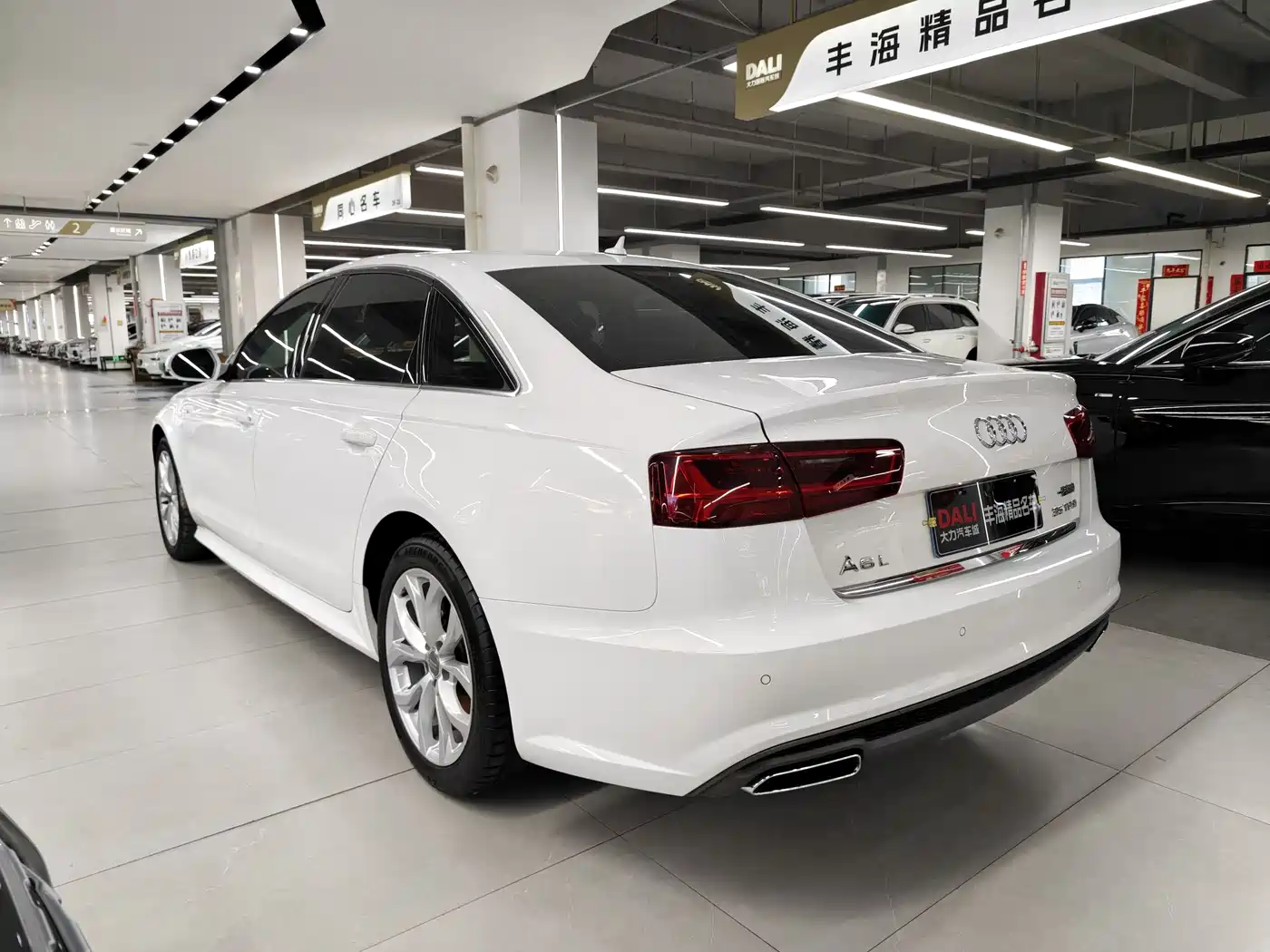 Audi A6L 2018 30th Anniversary 35 TFSI Fashion фото 14