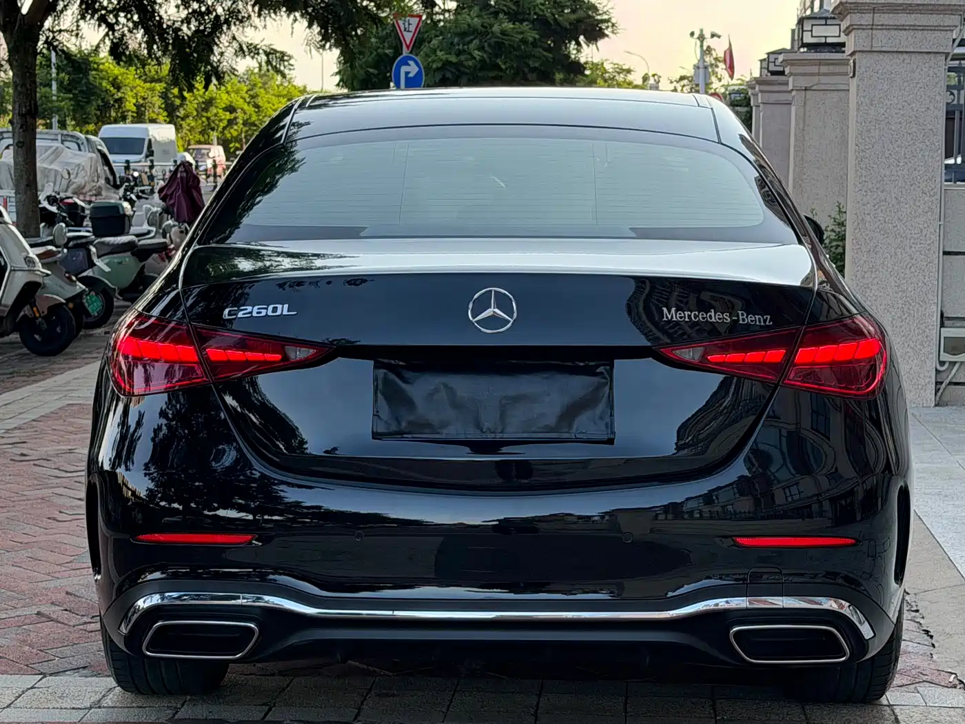 Mercedes-Benz C-Class 2023 Facelift C 260 L Sport Edition фото 8
