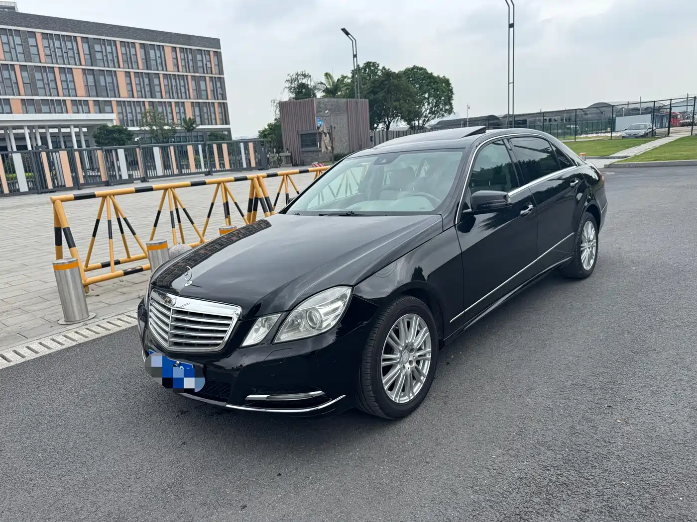 Mercedes-Benz E-Class 2012 E 300 L Fashion Luxury