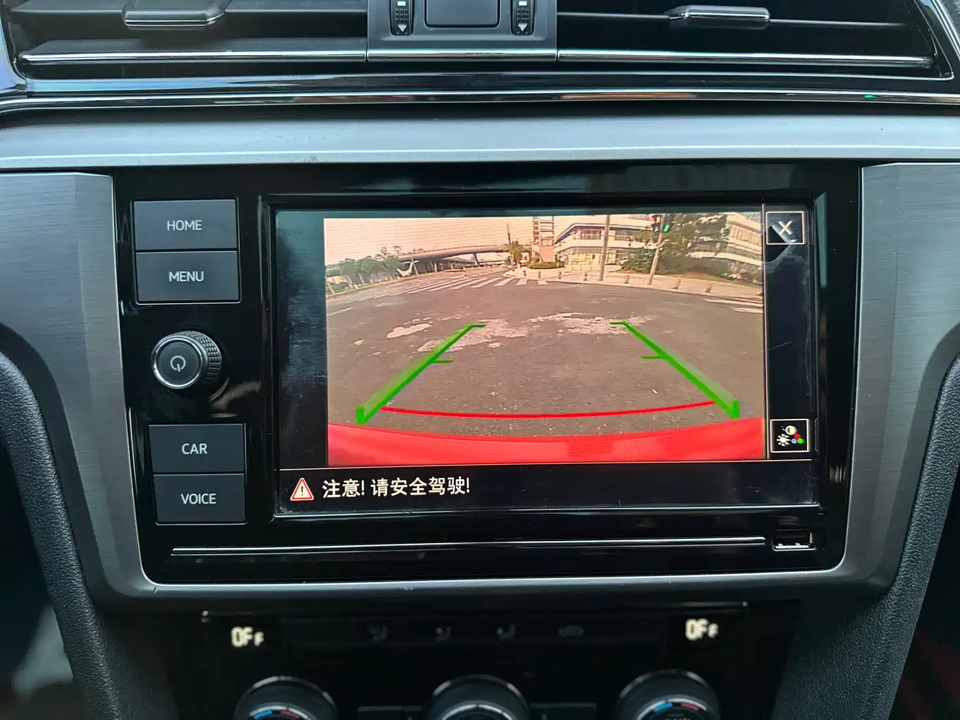 Volkswagen Lamando 2018 280TSI DSG Comfort Edition фото 7