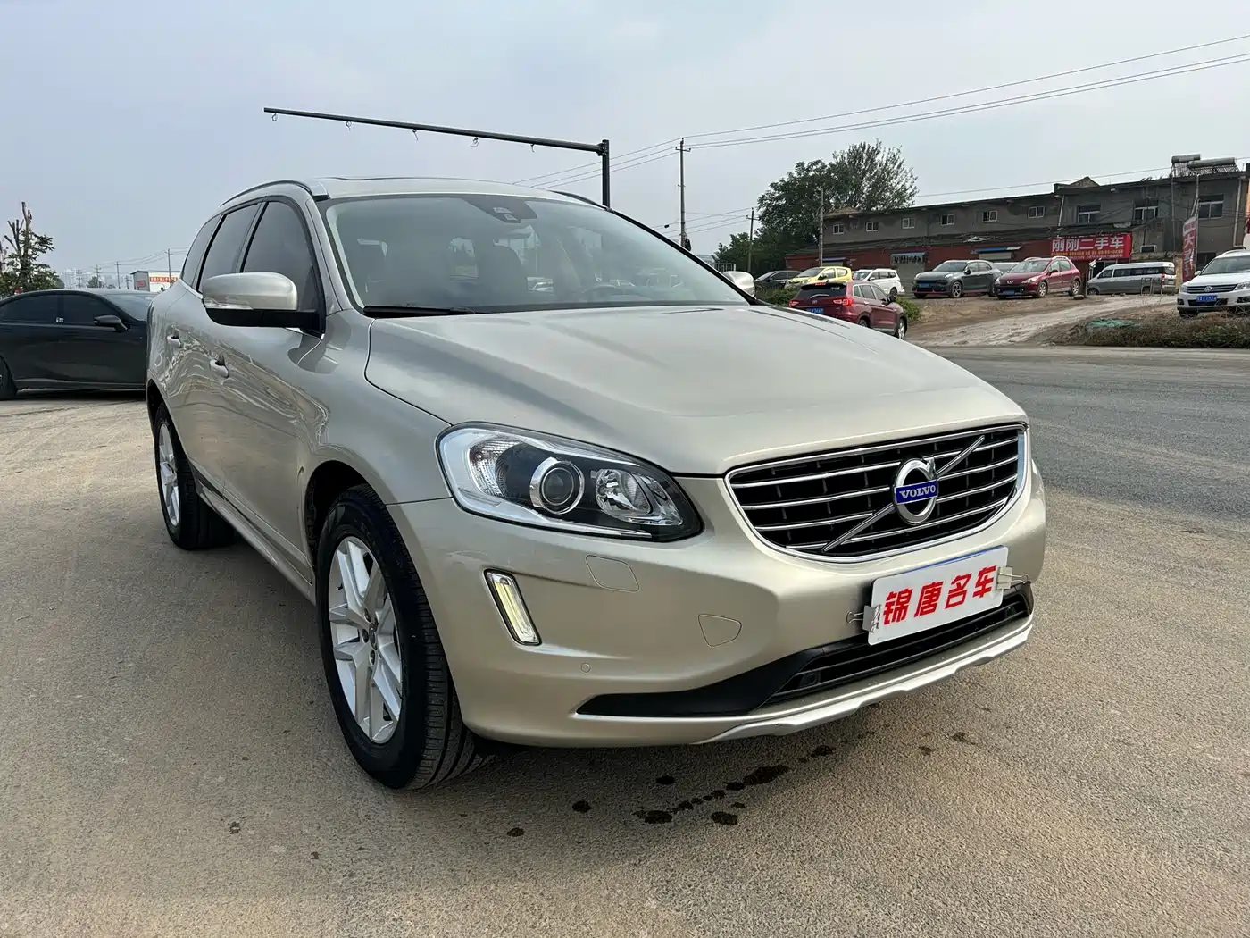 VOLVO XC60