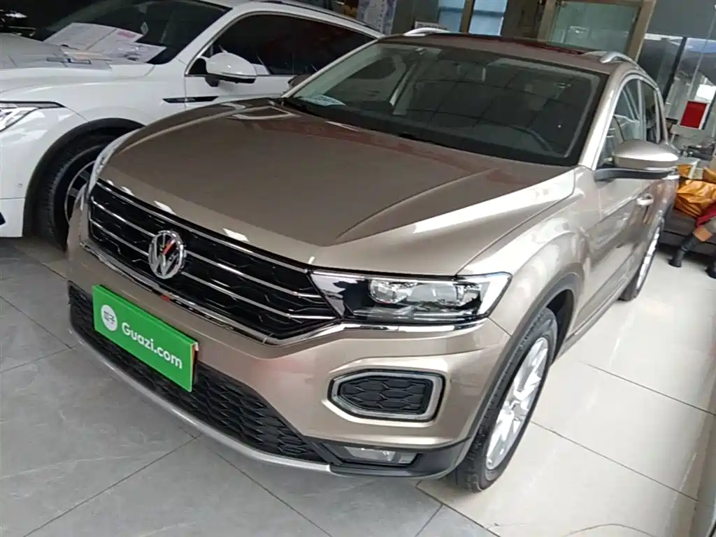 Volkswagen T-ROC 2020 230TSI DSG 2WD Progressive фото 2