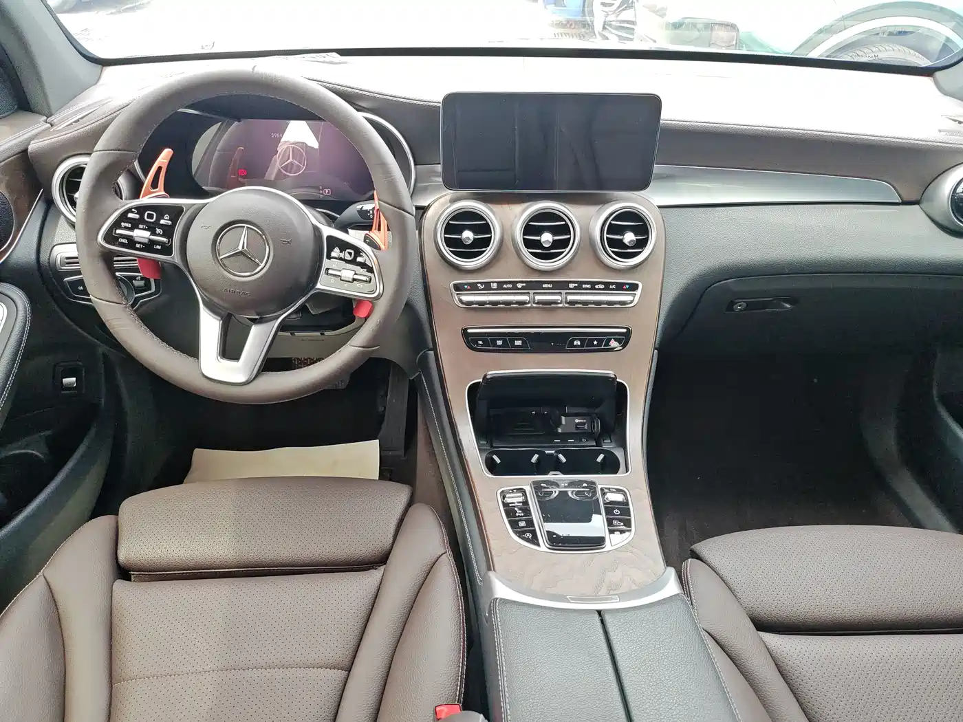 Mercedes-Benz GLC 2020 Facelift GLC 260 L 4MATIC Luxury фото 7