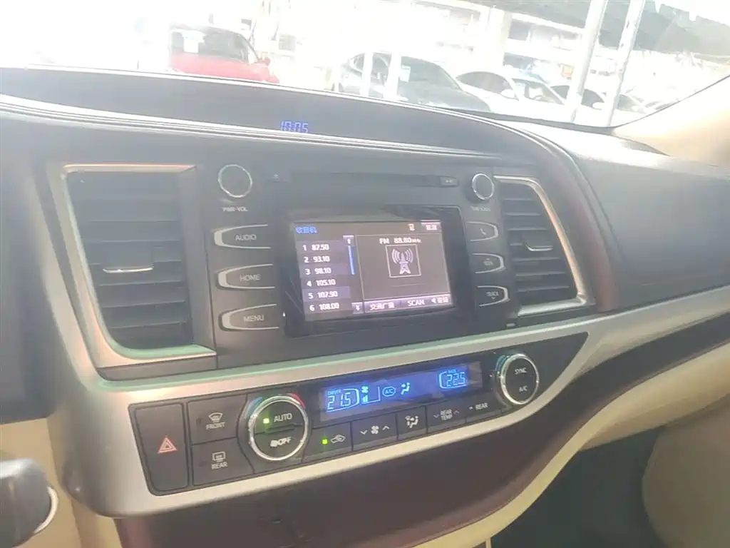 Toyota Highlander 2015 2.0T AWD Luxury Edition 7-seater фото 13