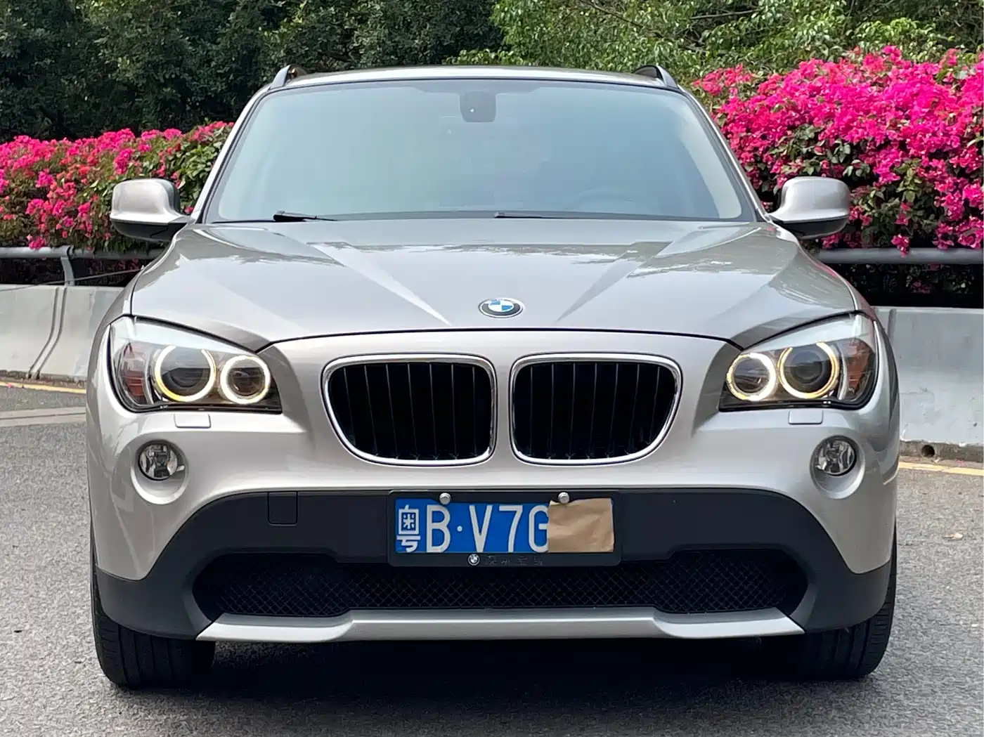 BMW X1 2012 sDrive20i Leading Model фото 2