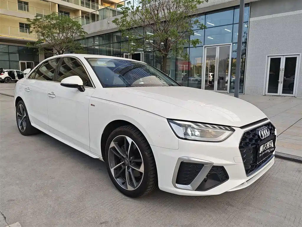 Audi A4L 2020 40 TFSI Fashion Dynamic Edition фото 5
