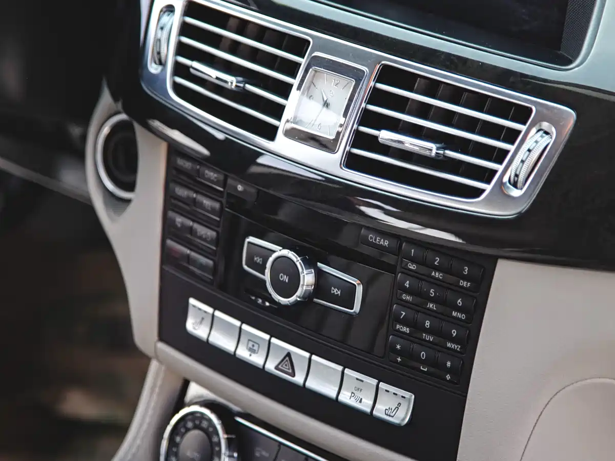Mercedes-Benz CLS 2012 CLS 300 CGI фото 11