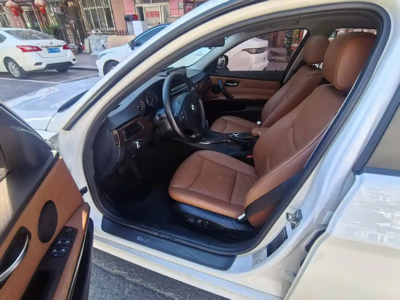 BMW 3 Series 2011 2011 320i Luxury