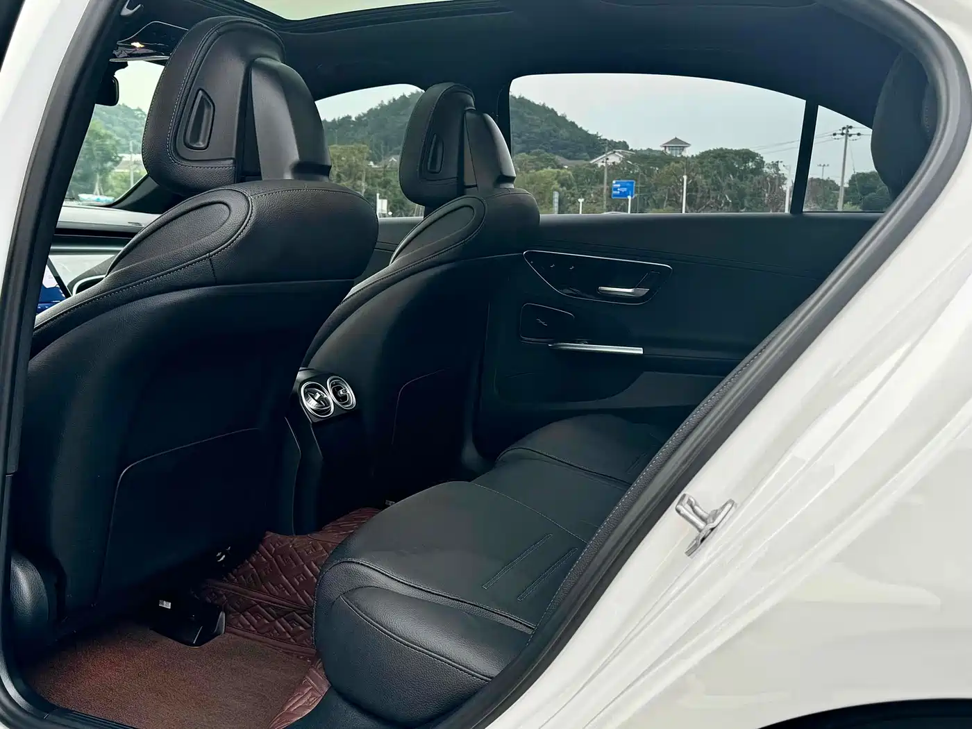 Mercedes-Benz C-Class 2022 C 260 L Sport Edition фото 5