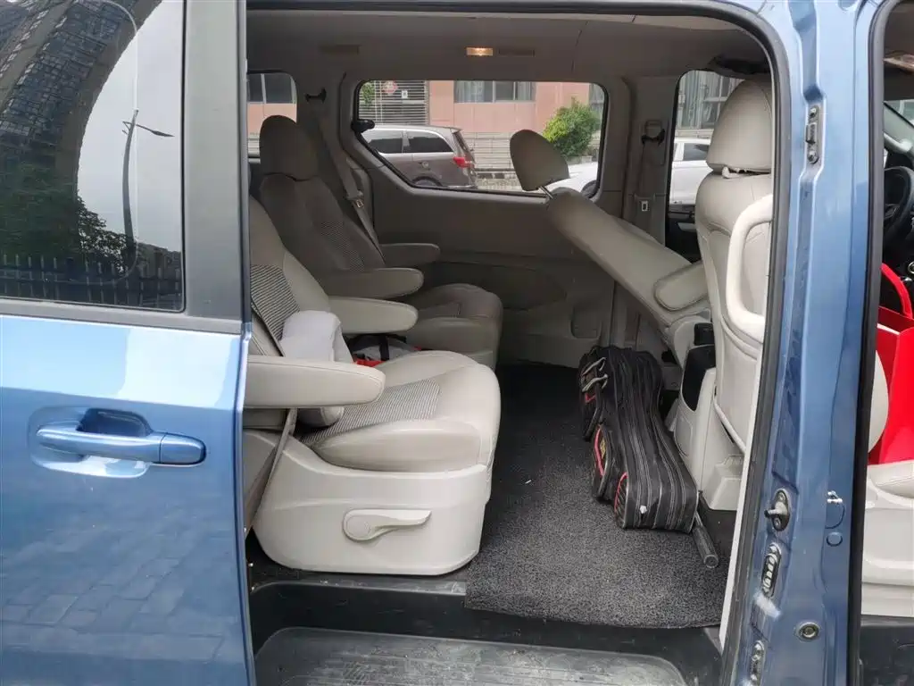 SAIC Maxus Maxus G10 2016 1.9T Manual Elite Edition Diesel China V фото 15