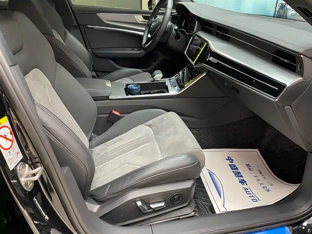 Audi A6L 2024 40 TFSI Luxury Dynamic фото 20