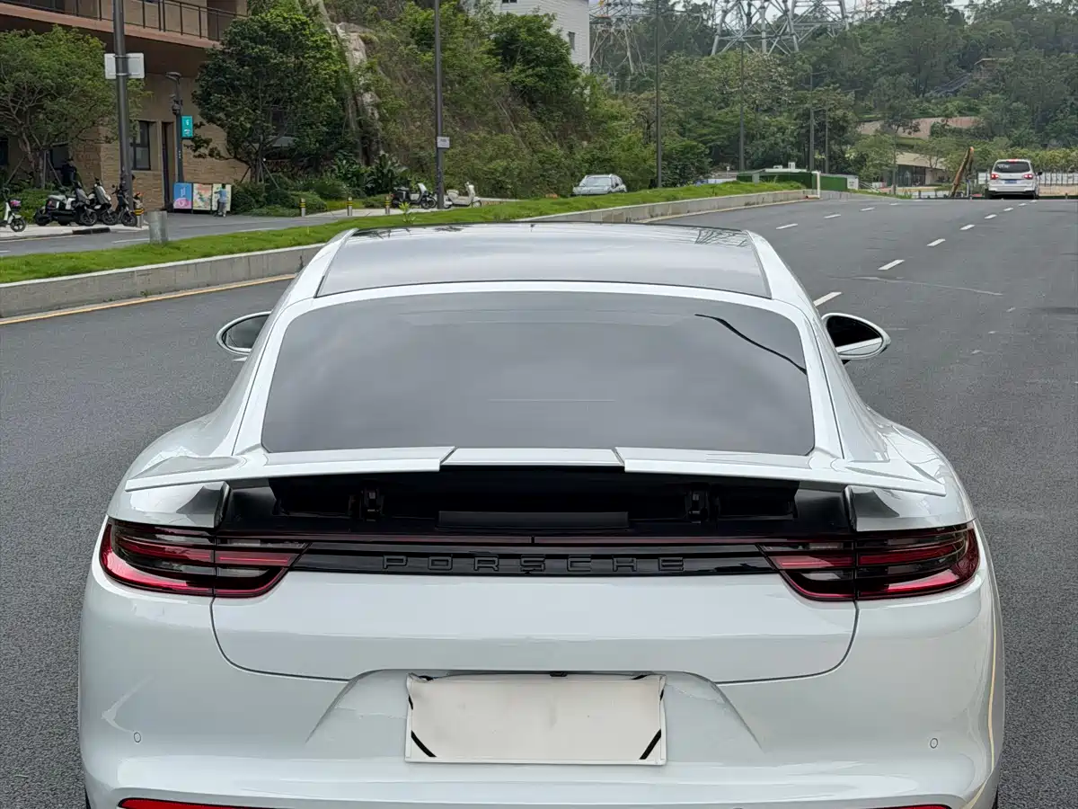 Porsche Panamera 2017 Panamera Turbo Executive Long Wheelbase 4.0T фото 16