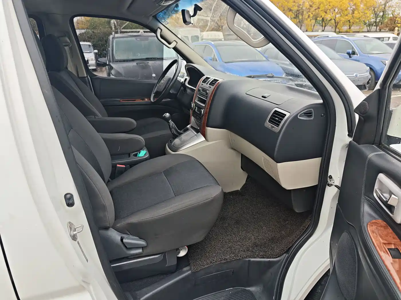 Jinbei Grace 2017 2016 2.0L Express Luxury