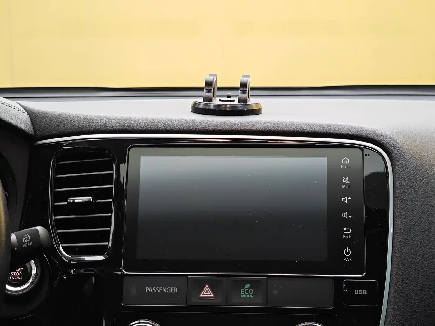 Mitsubishi Outlander 2019 2.0L 2WD Enjoy 5-Seater China VI фото 16