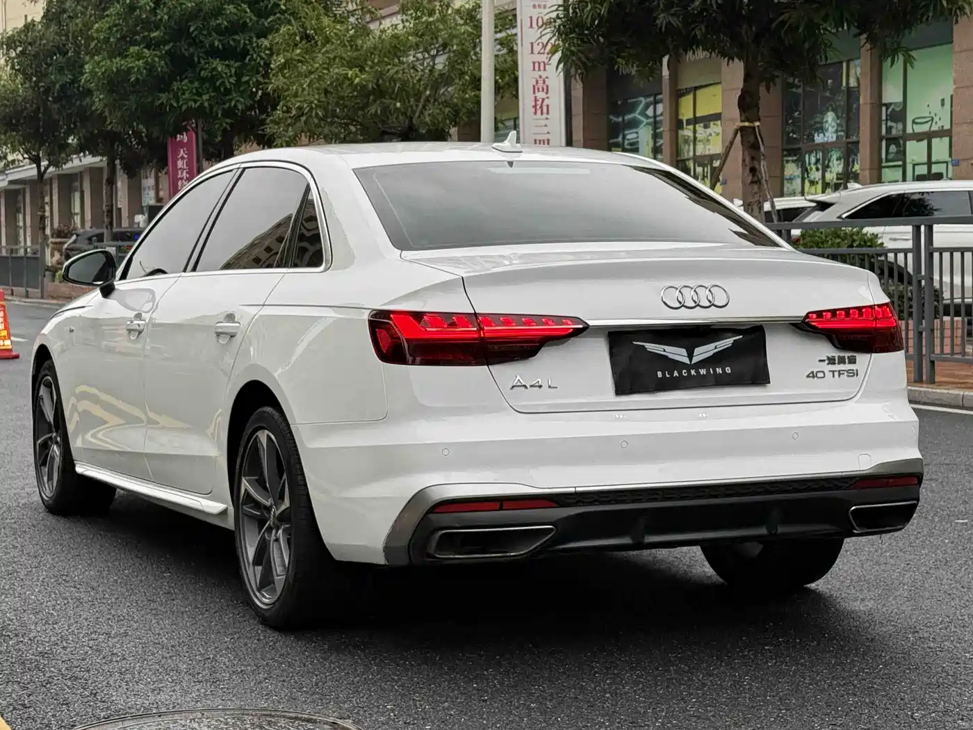 Audi A4L 2020 40 TFSI Fashion Dynamic Edition фото 17