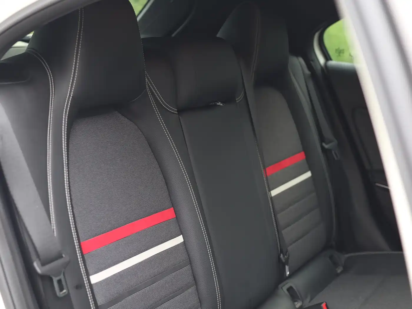 Mercedes-Benz A-Class (Import) 2015 A 180 фото 29