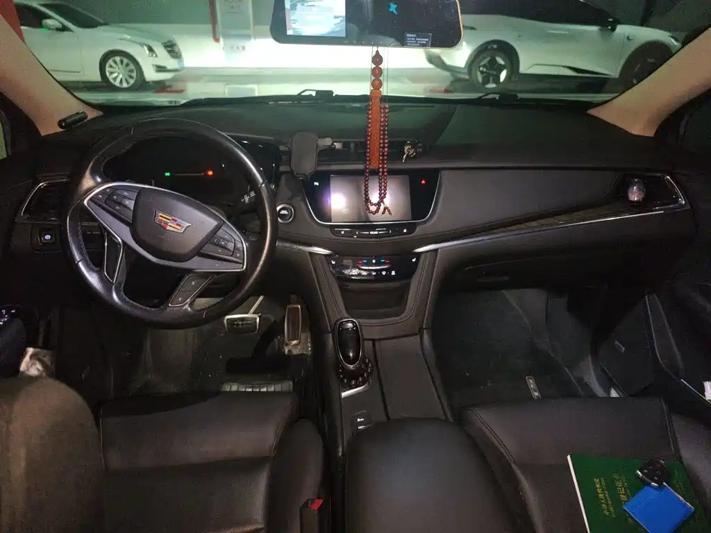 Cadillac XT5 2016 2016 28T AWD Luxury Model