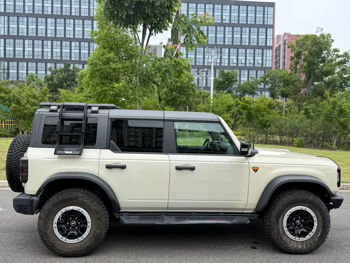 Ford Bronco 2024 2.3T Badlands фото 7