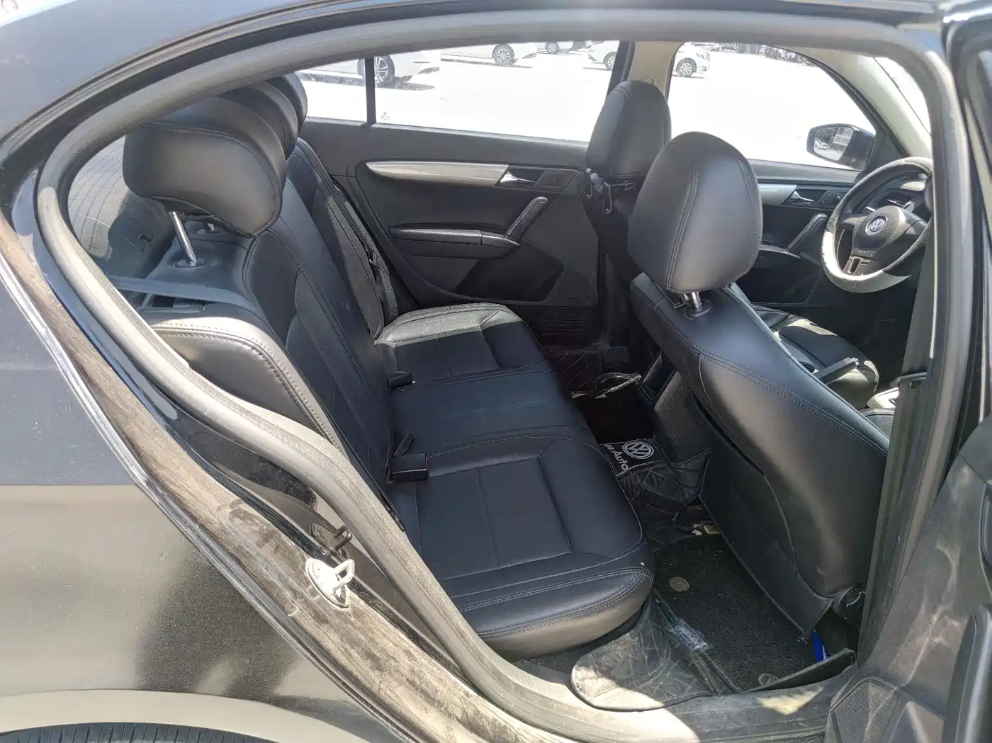 Volkswagen Lavida 2013 Facelift Classic 1.6L Manual Trend фото 16