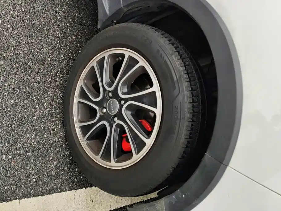 Haval H1 2016 2016 Facelift Blue Label 1.5L AMT Luxury