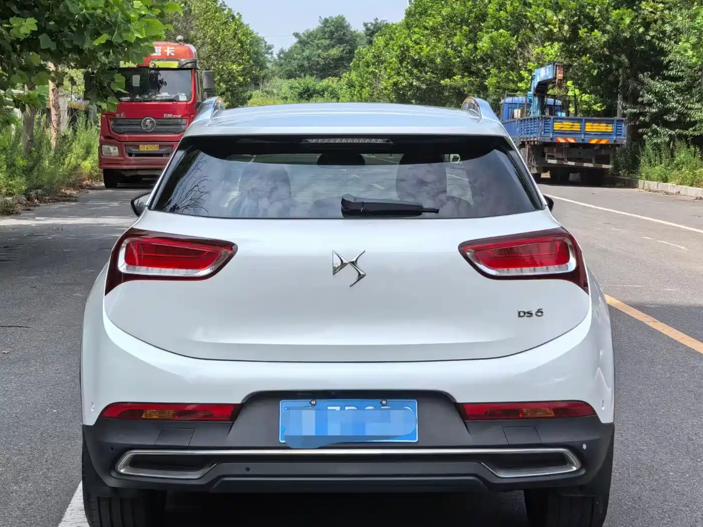 DS 6 2015 2014 1.6T Luxury Edition THP160