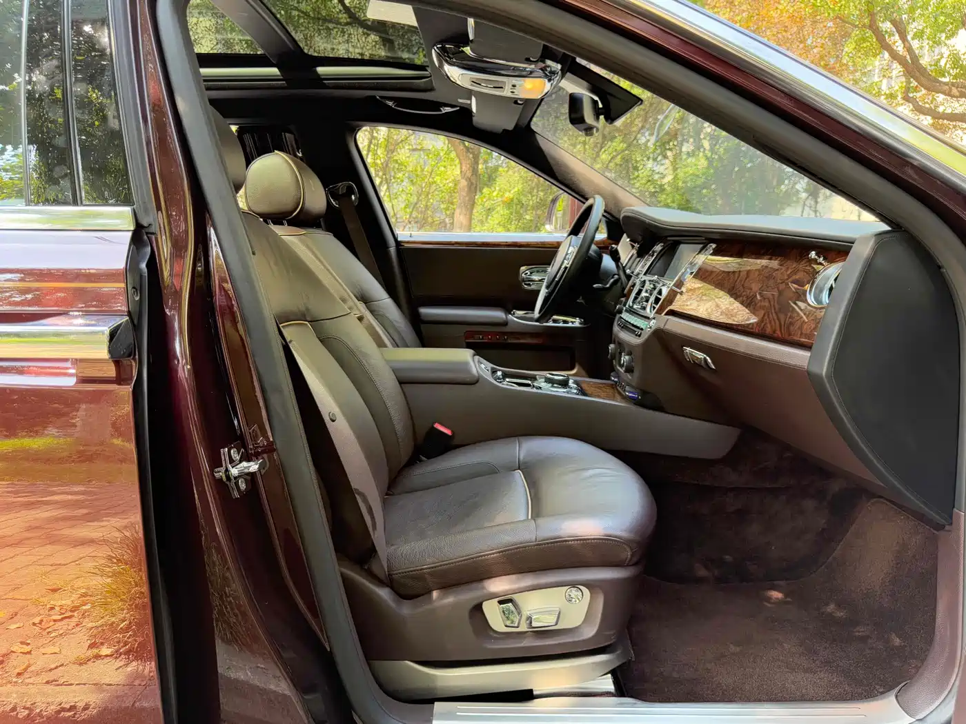 Rolls-Royce Ghost 2015 2014 6.6T Extended Edition