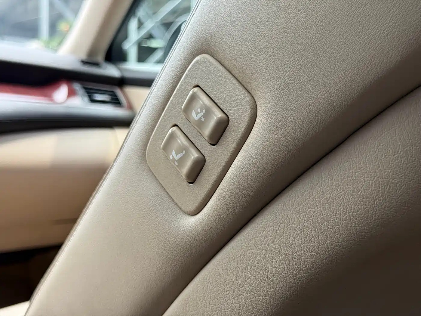 Toyota Crown 2010 2.5L Royal Leather Sunroof Navigation фото 20