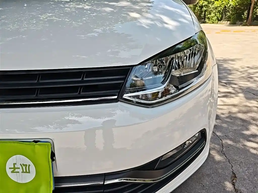 Volkswagen Polo 2016 1.6L Automatic Comfort фото 24