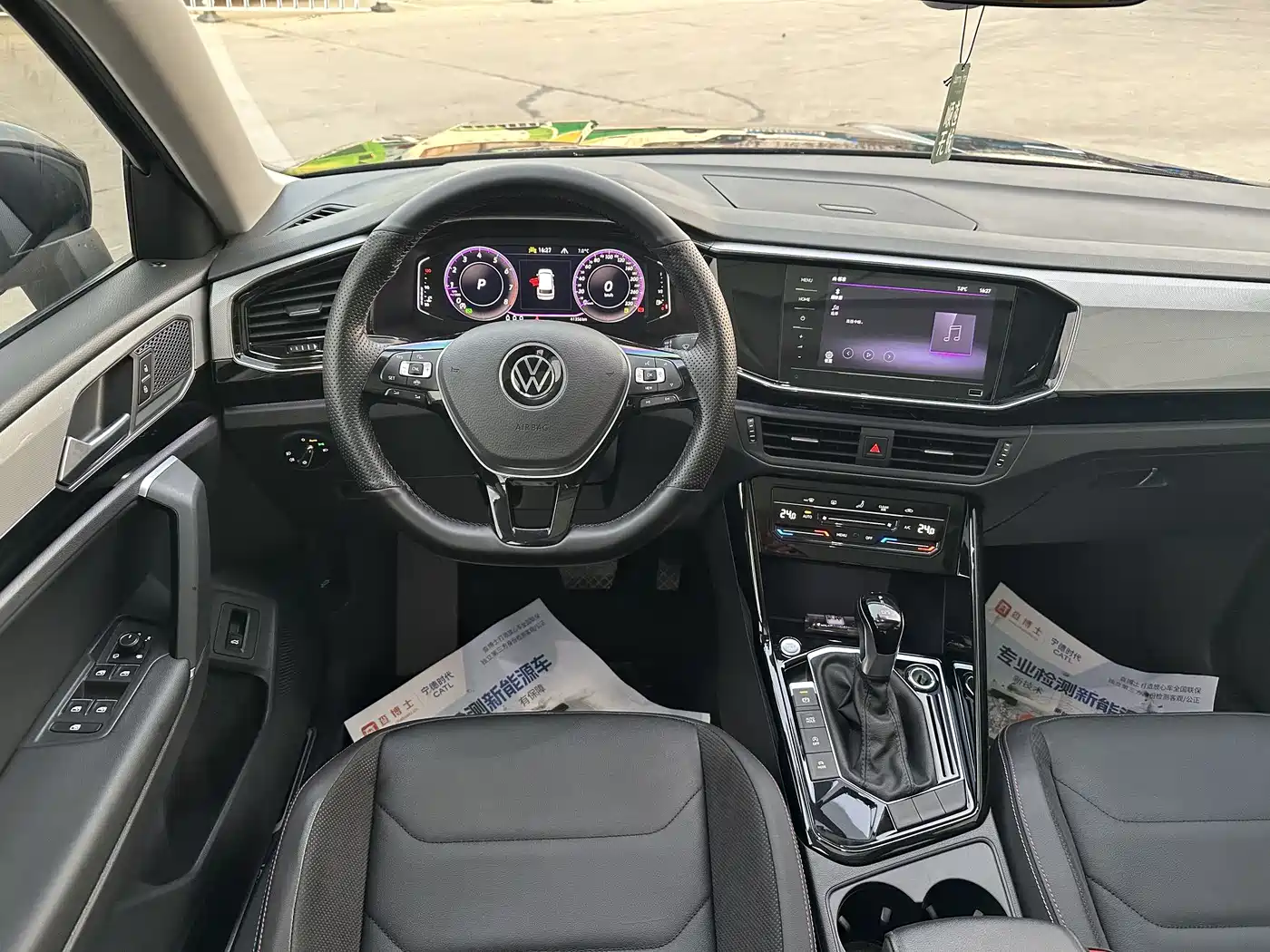 Volkswagen Tayron 2022 280TSI 2WD Luxury Smart Connect Edition фото 10