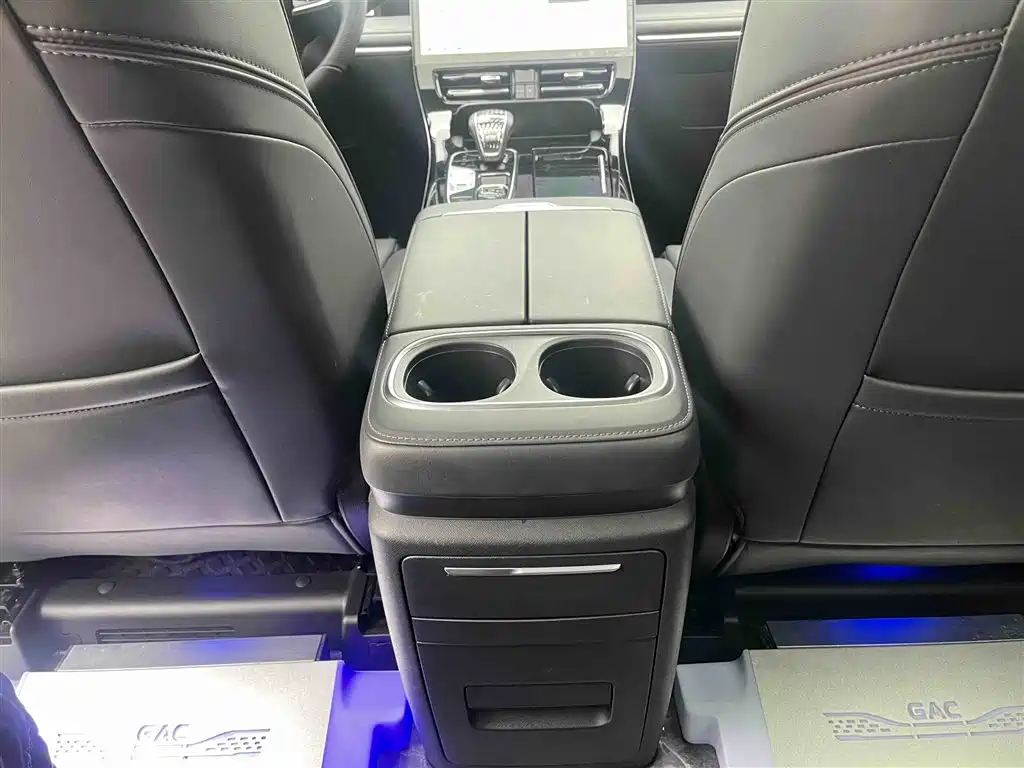 GAC Trumpchi Trumpchi M8 2024 Master Series 400T Premium Edition фото 2