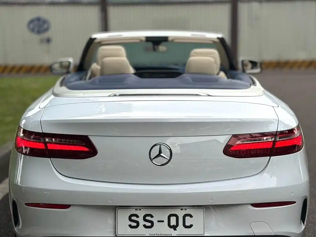 Mercedes-Benz E-Class (Import) 2018 E 200 Convertible Coupe фото 7