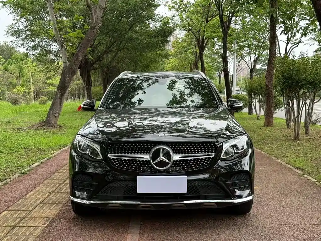 Mercedes-Benz GLC 2018 Facelift GLC 260 4MATIC Dynamic фото 2