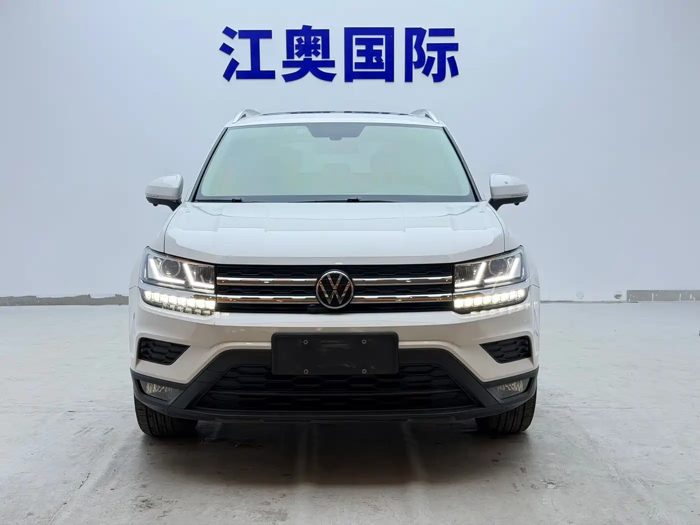 Volkswagen Tharu 2021 Model 280TSI 2WD Comfort Edition фото 2