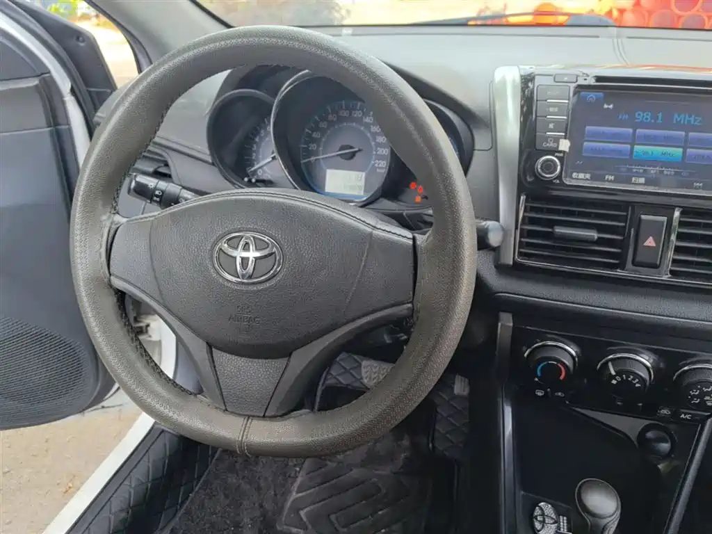 Toyota Vios 2014 1.5L Automatic Wisdom Edition фото 11