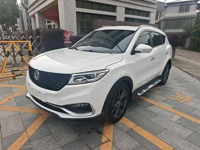 Dongfeng Fengguang Fengguang 580Pro 2020 280TGDI CVT Intelligent Leader