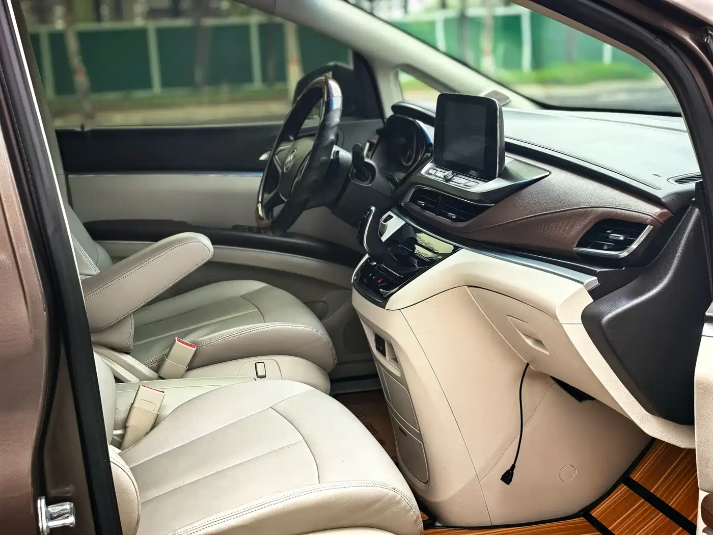 Buick GL8 2021 Land Business Class 652T Comfort фото 15