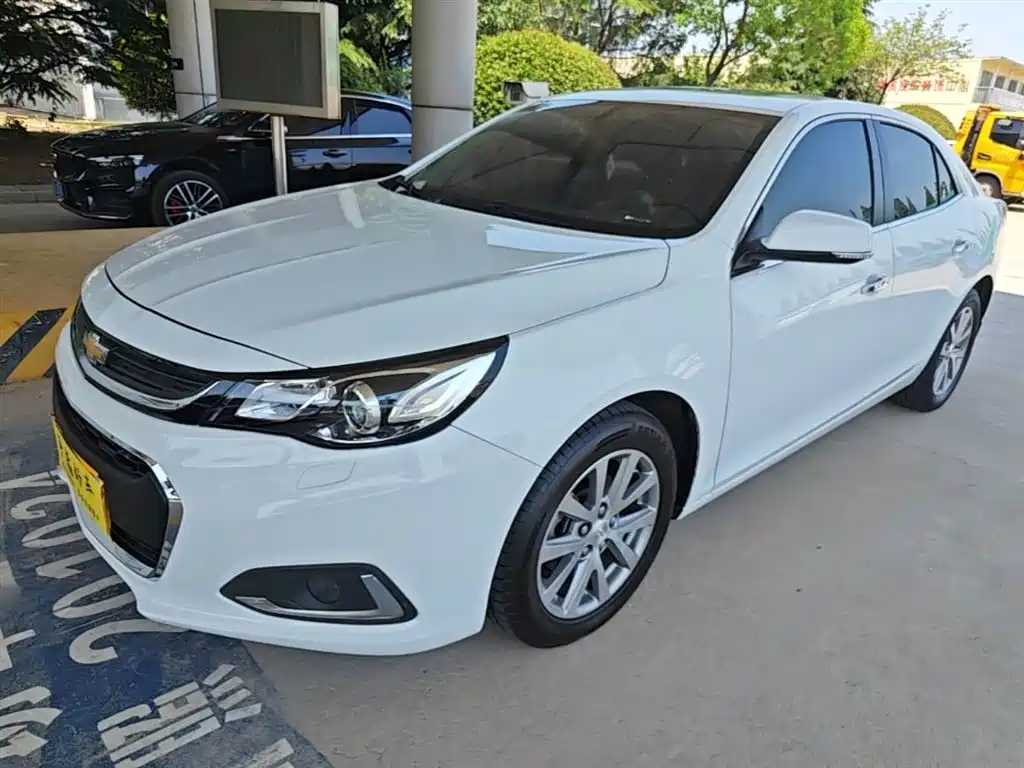 Chevrolet Malibu 2018 530T Automatic Luxury Edition фото 2