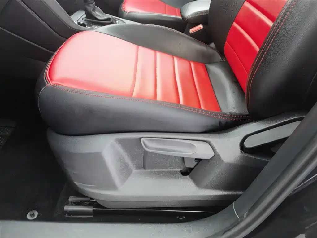 Volkswagen Tharu 2021 Model 280TSI 2WD Trend Edition фото 20