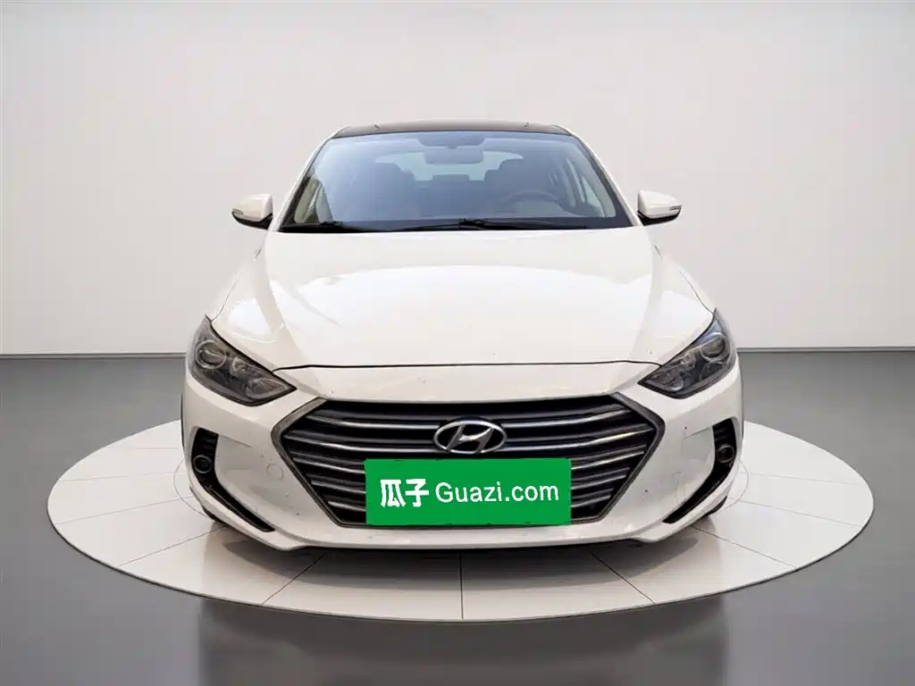 Hyundai Elantra 2016 Model 1.6L Automatic Smart Elite фото 24