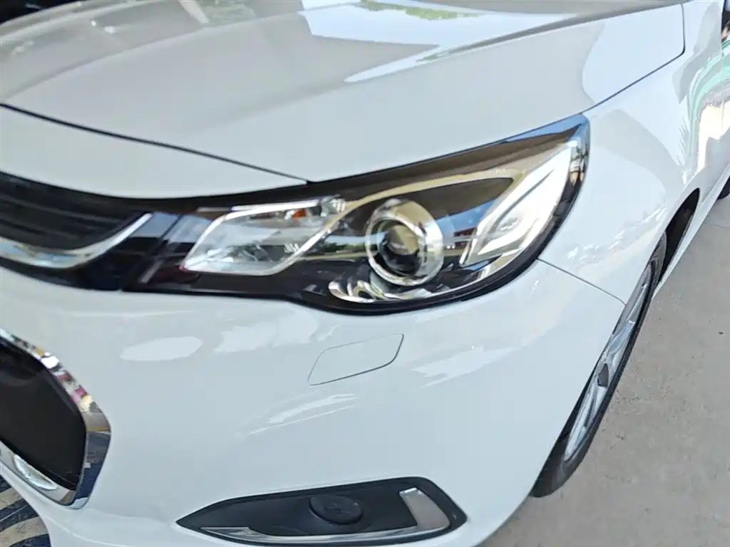 Chevrolet Malibu 2018 530T Automatic Luxury Edition фото 24