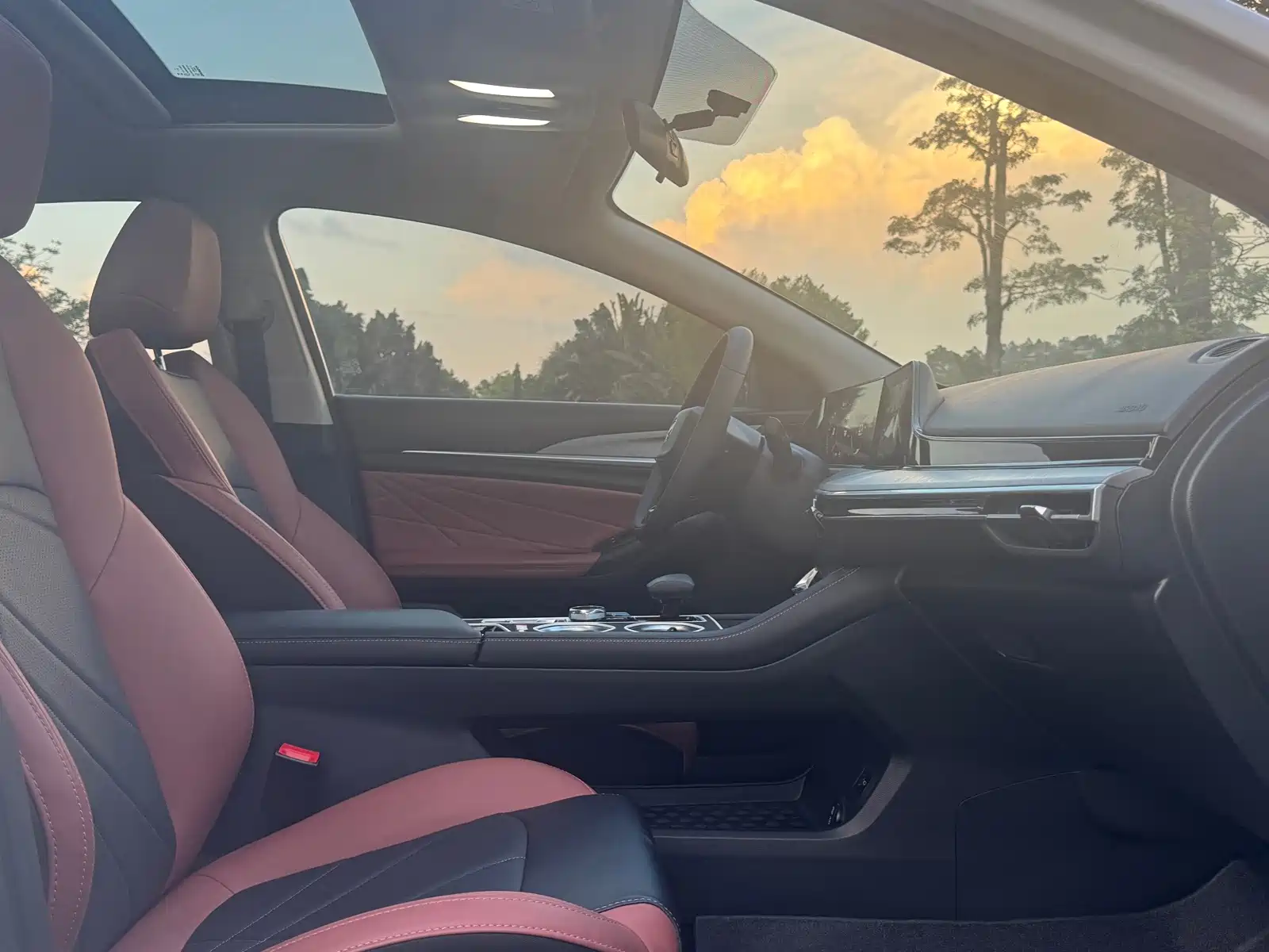 Фото 6 - Changan Eado