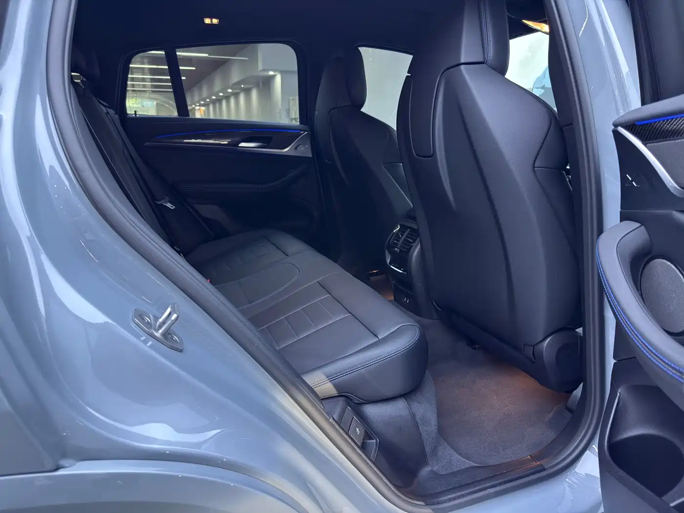 BMW X4 M40i 2022 M40i фото 18