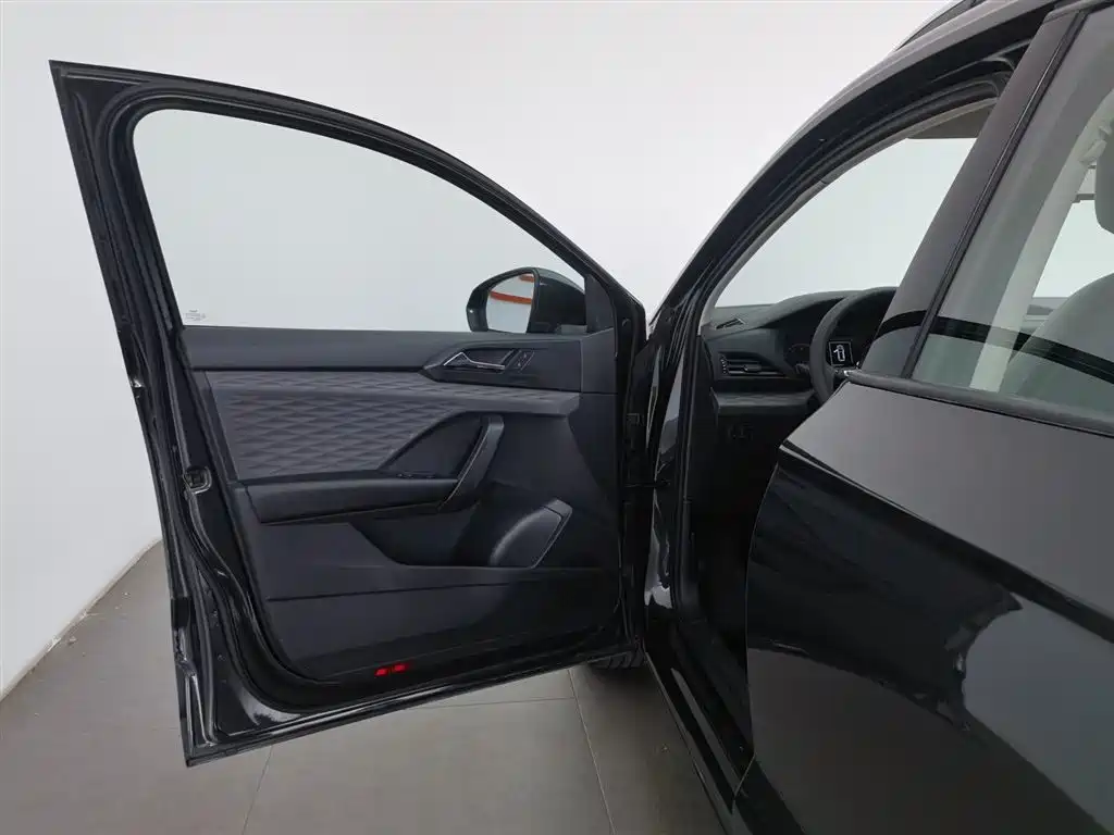Volkswagen Tharu 2021 Model 280TSI 2WD Trend Edition фото 8