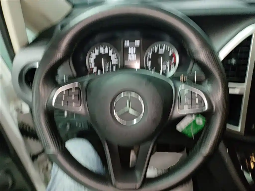 Mercedes-Benz Vito 2021 2.0T Elite 7-Seater фото 11