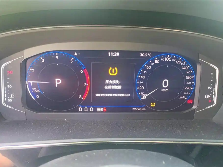 Volkswagen Passat 2023 Facelift 330TSI Starlight Luxury Edition фото 14