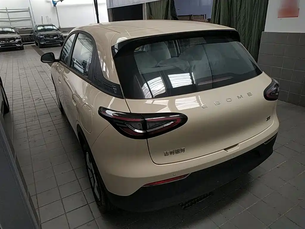 Geely Galaxy Starry Wish 2026 Edition 310km Youth Version фото 5