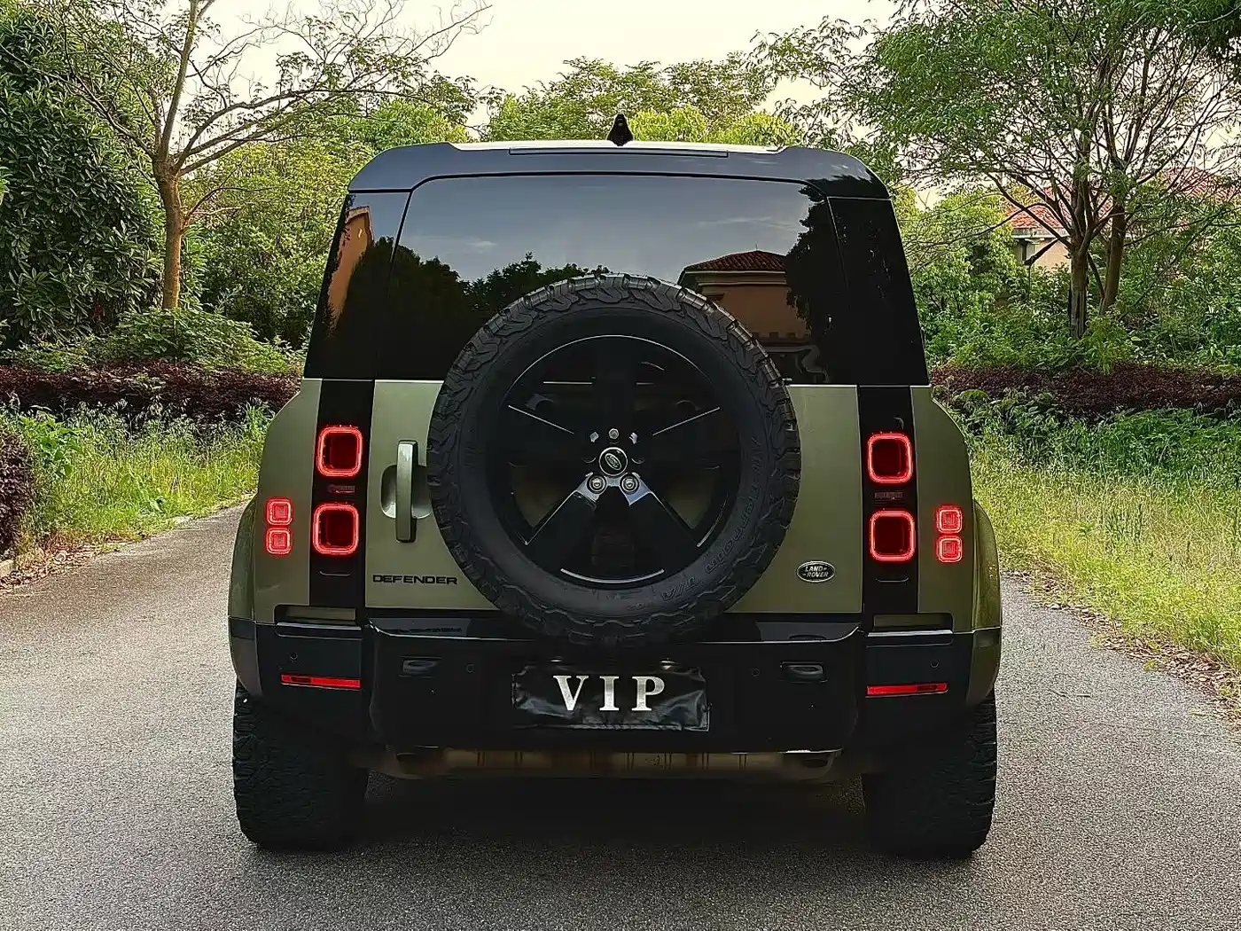 Land Rover Defender 2024 90 3.0T P400 HSE фото 8