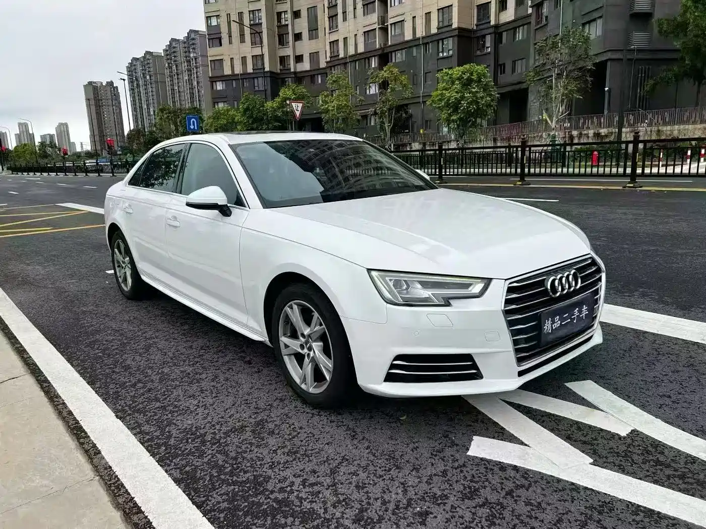 Audi A4L 2018 30th Anniversary 40 TFSI Progressive фото 3